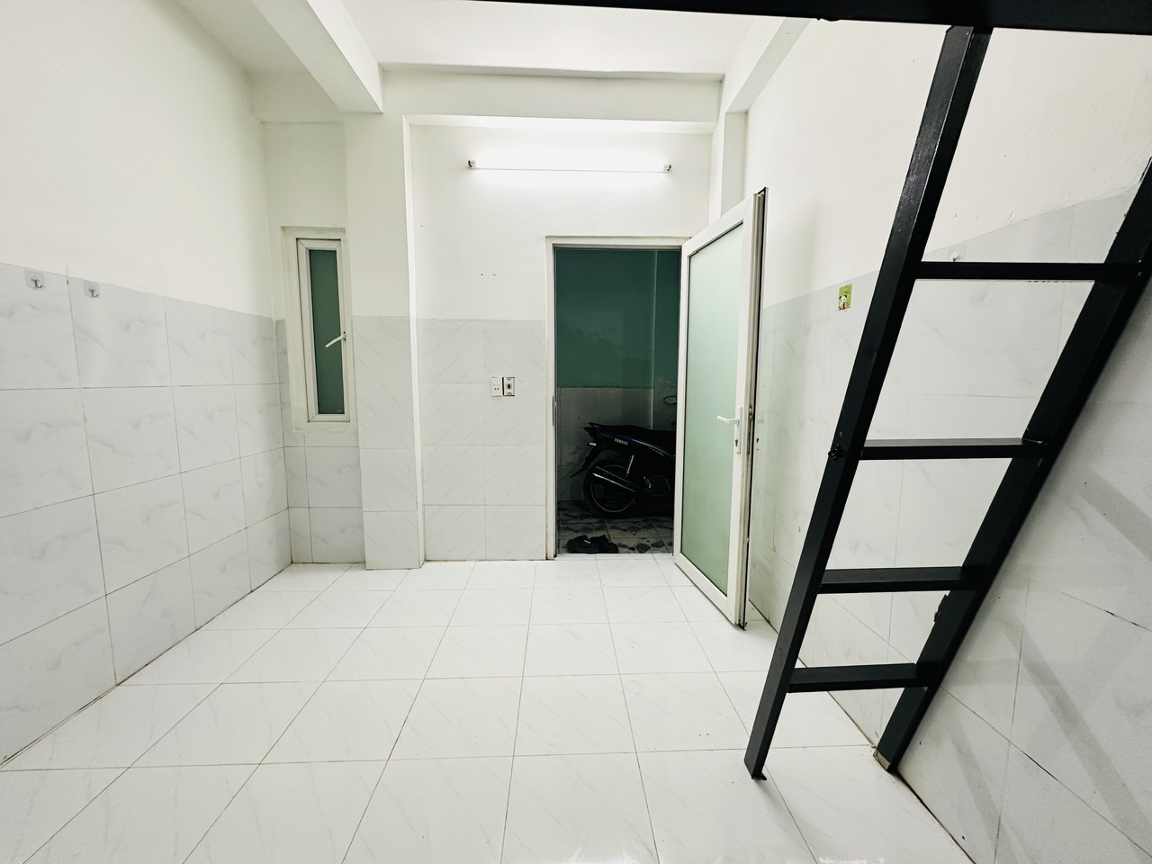 Ảnh 4 của Dương Quảng Hàm Khu Sầm uất cạnh nhiều trường Đại Học