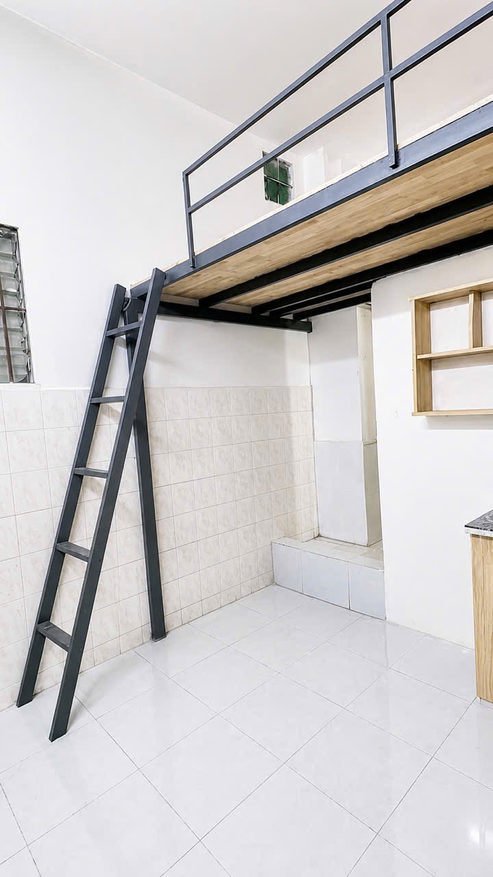 Ảnh 2 của 196/11 Cộng Hoà- Ngay cầu vượt Hoàng Hoa Thám- Học Viện Hàng  Không
