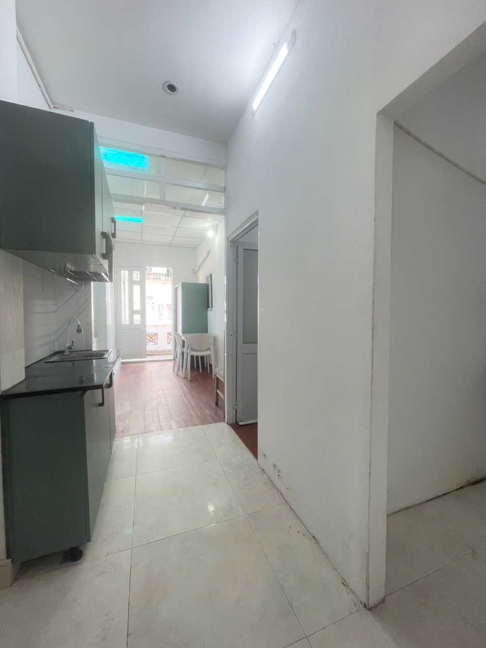 2PN cửa sổ - Phú Nhuận Ngay Cầu Vượt Nguyễn Kiệm